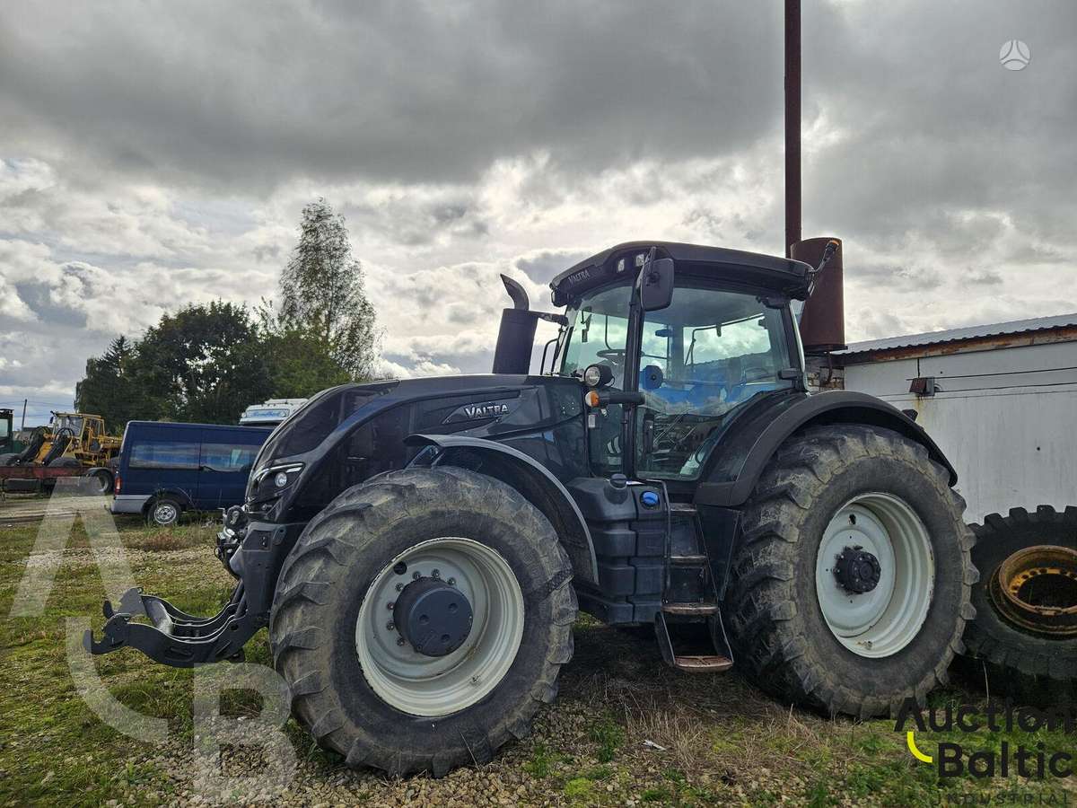 Valtra S 374, traktori
