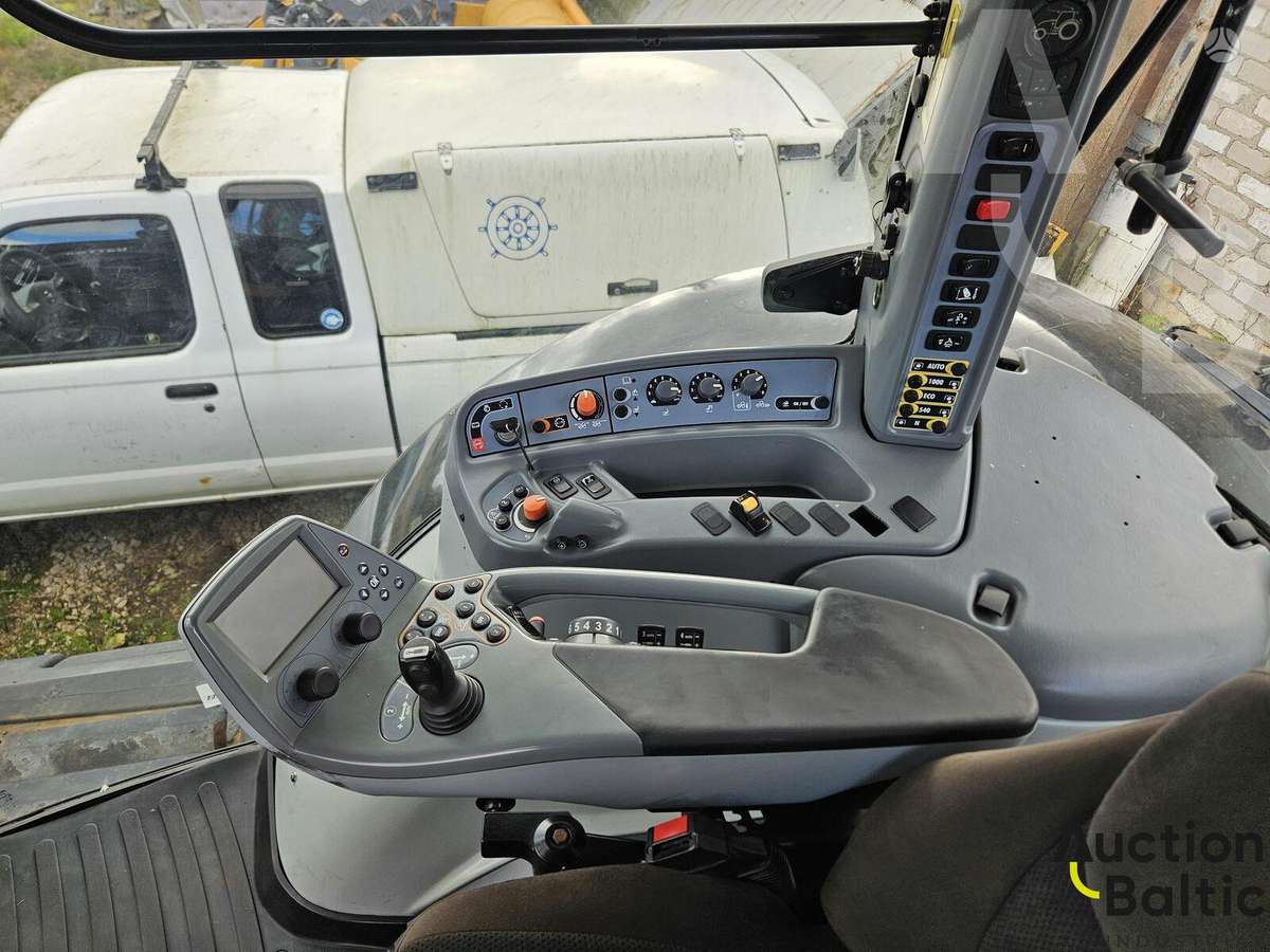 Valtra S 374, traktoriai