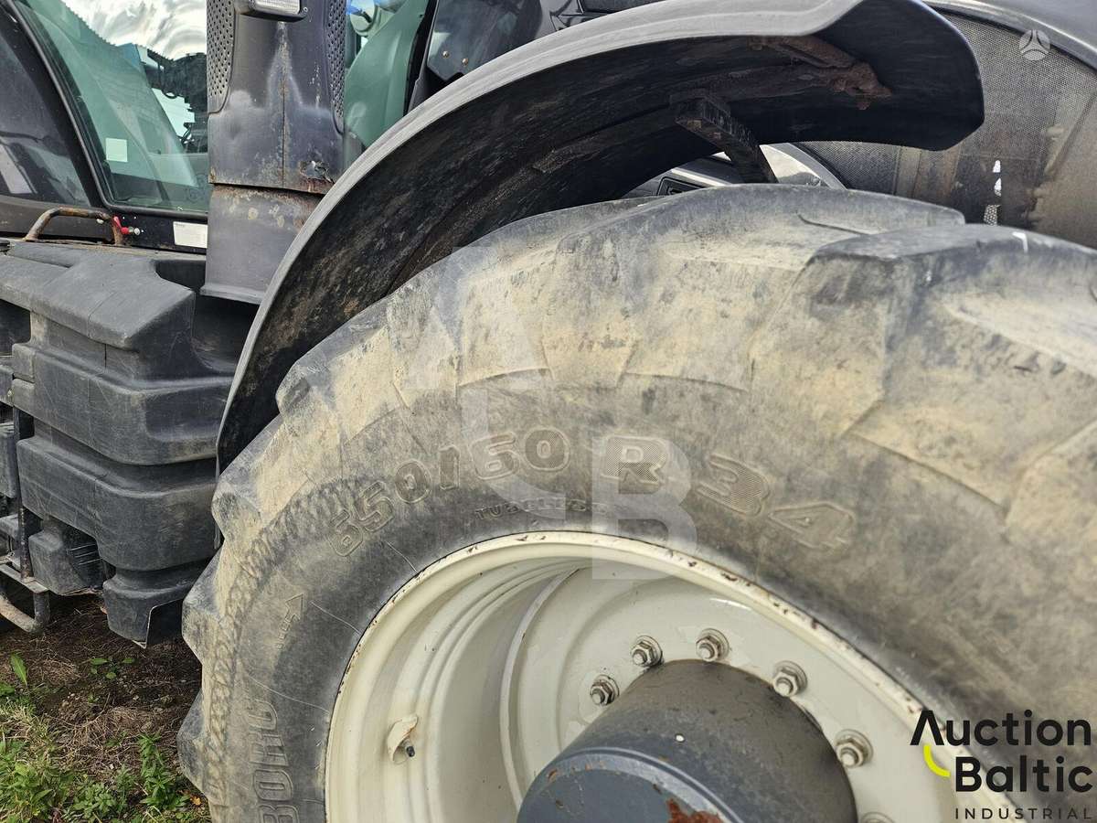 Valtra S 374, tractors