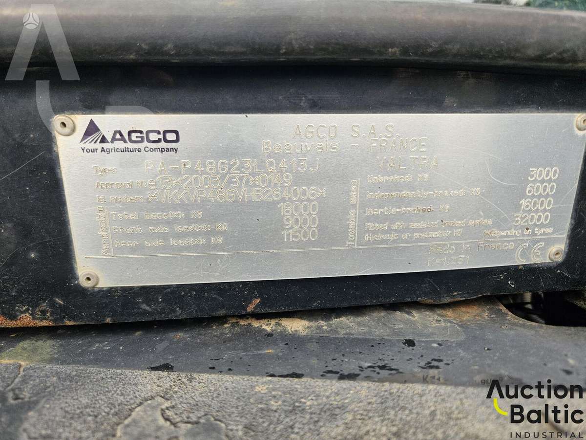 Valtra S 374, tractors