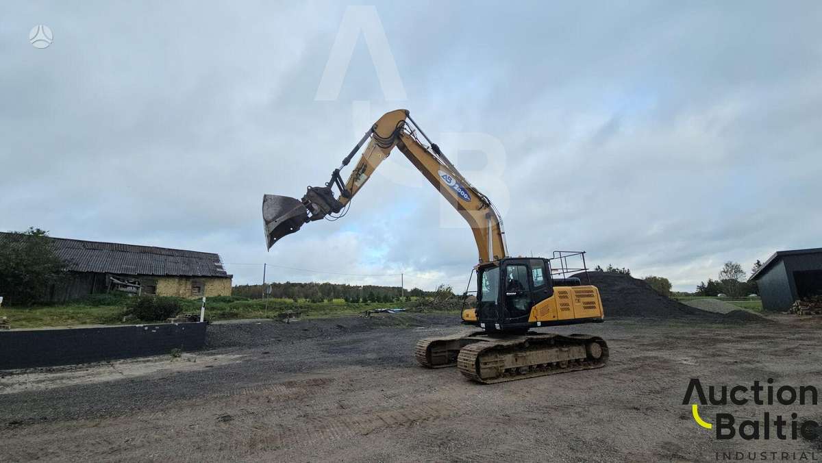SANY SY 215 C, excavator