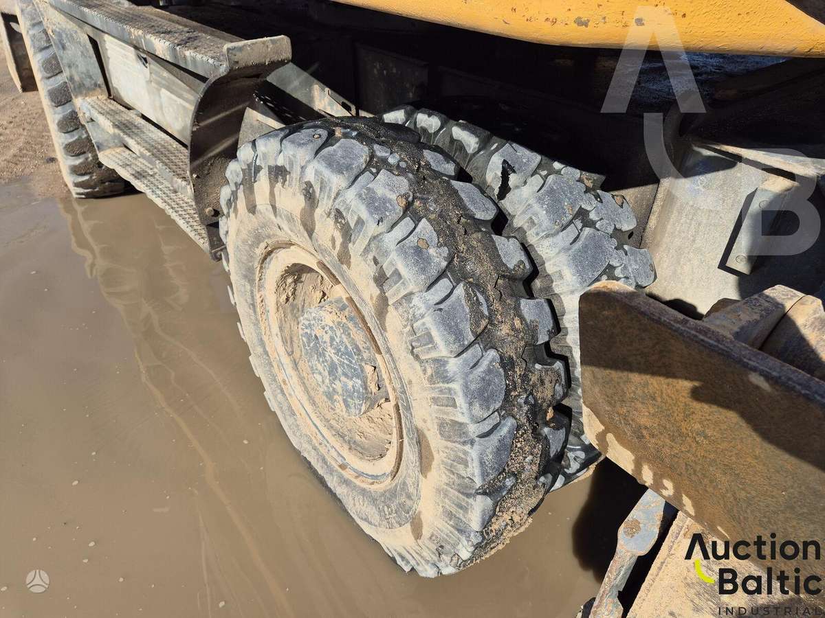 Liebherr A 314 Litronic, экскаваторы