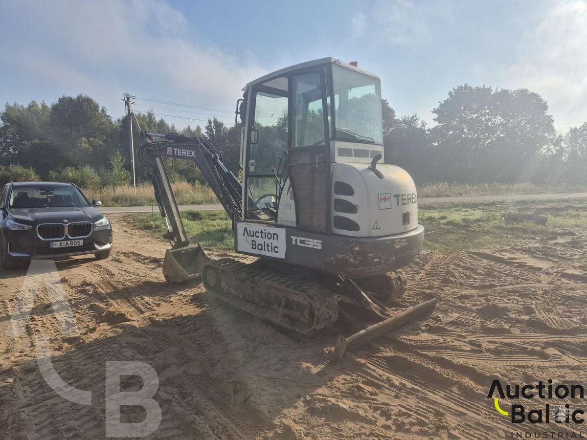 Terex TC 35, mini excavator