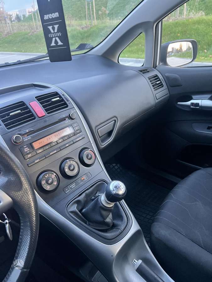Toyota Auris, 1.4 l., hatchback