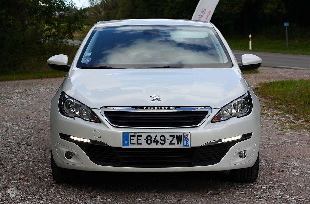 Peugeot 308, 1.2 l., Хэтчбек