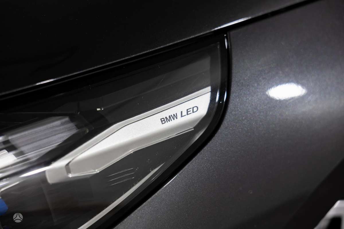 BMW 520, 2.0 l., Седан