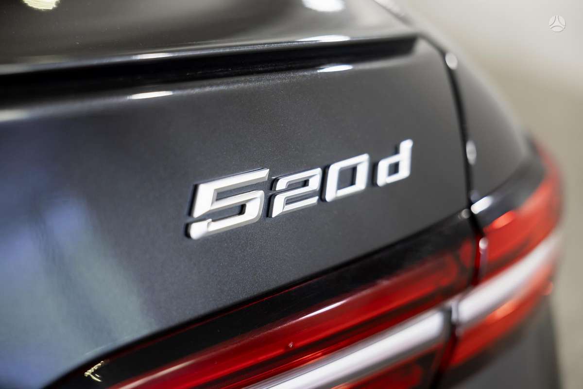 BMW 520, 2.0 l., Седан