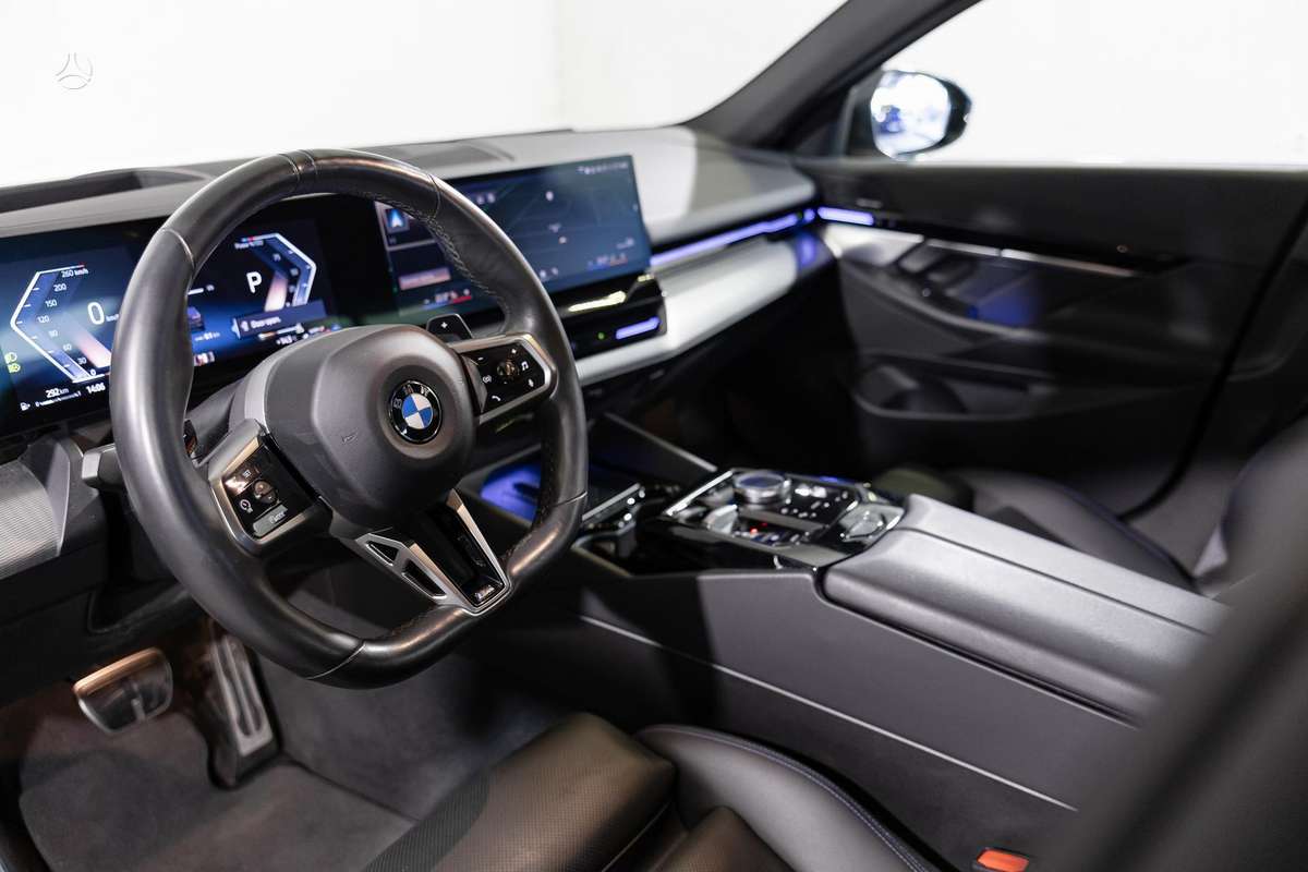 BMW 520, 2.0 l., Седан