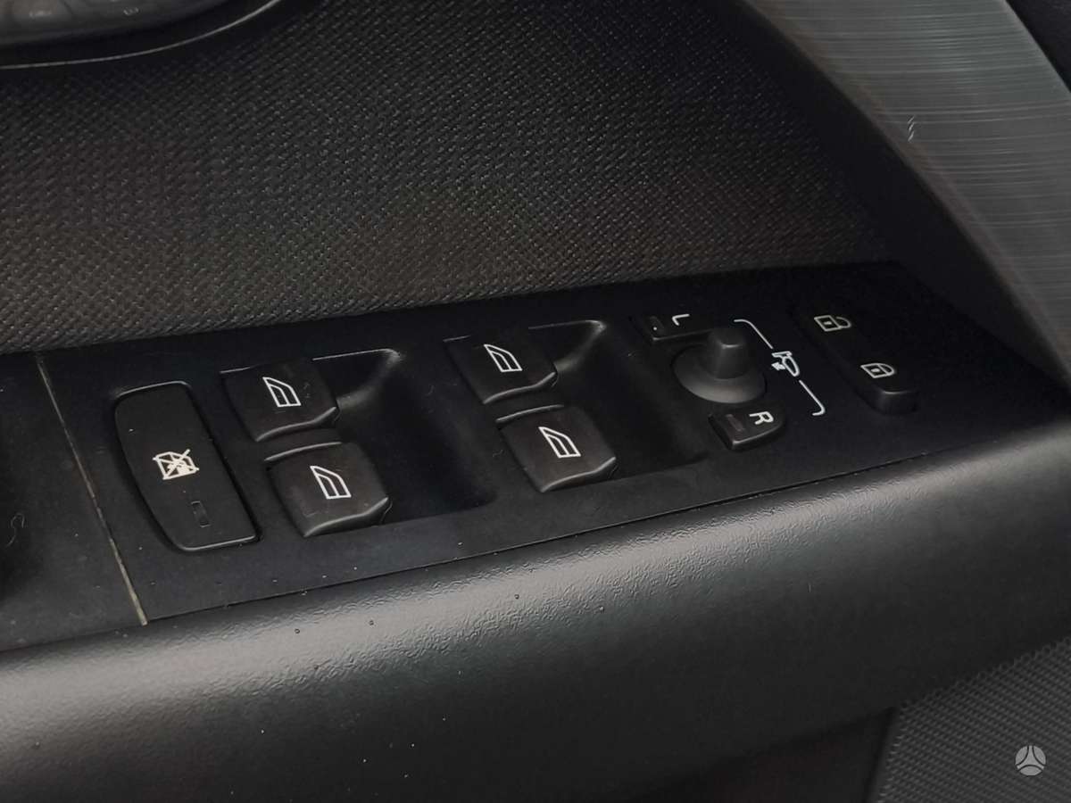 Volvo S80, 2.4 l., Седан