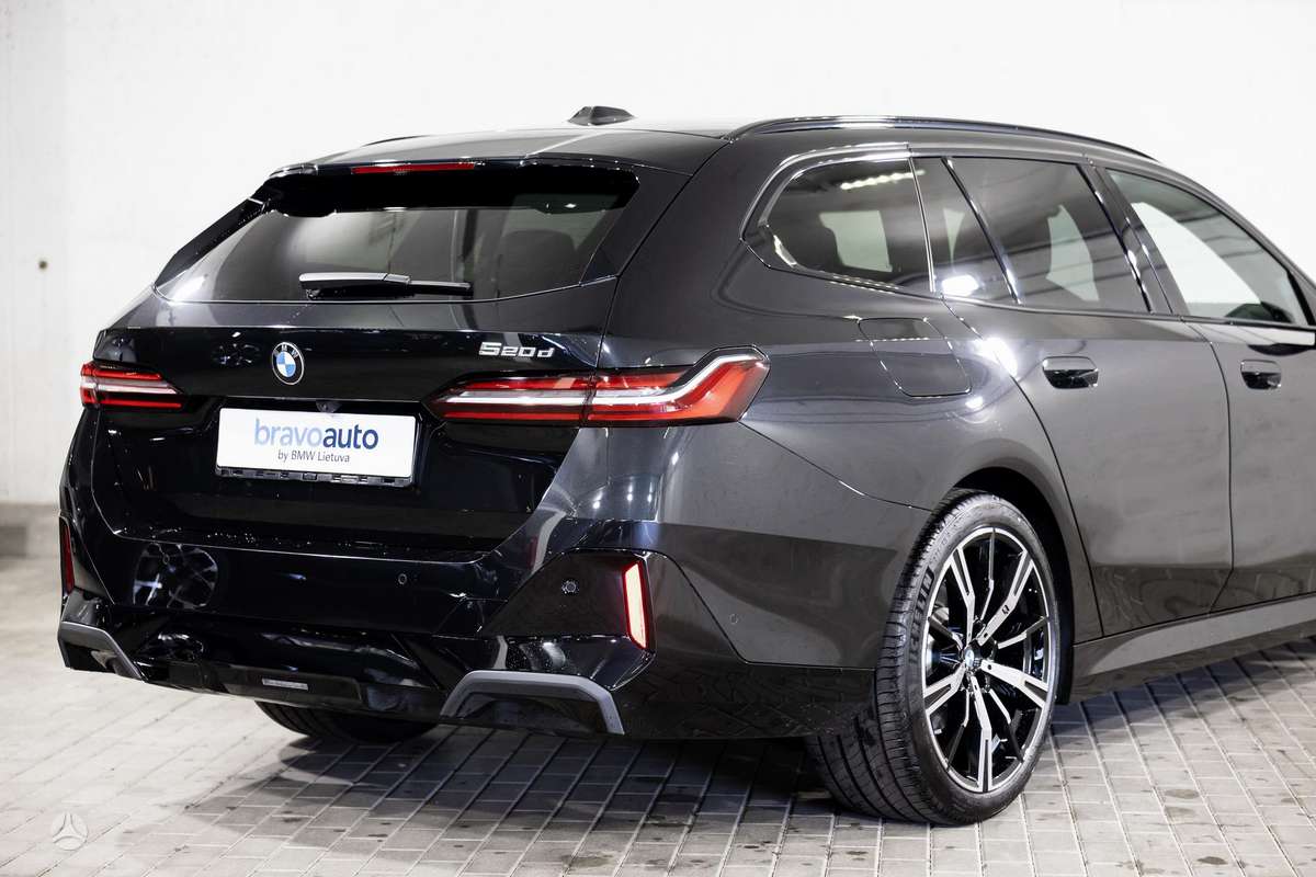 BMW 520, 2.0 l., Универсал