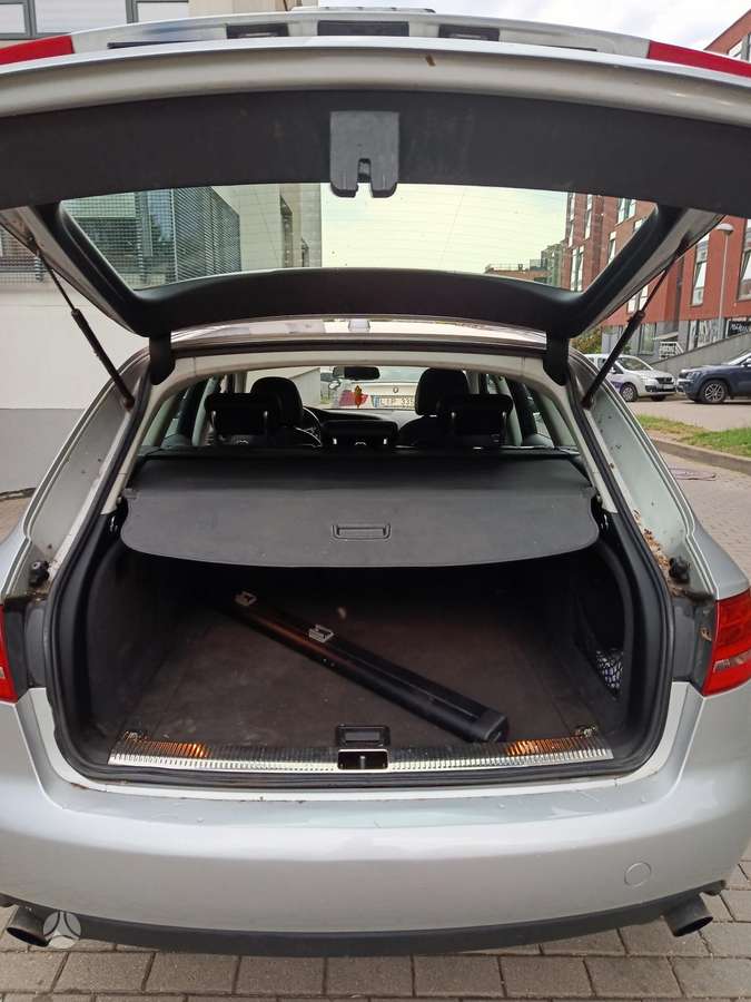Audi A4, 2.0 l., universalas