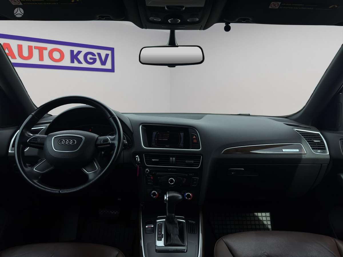 Audi Q5, 2.0 l., Внедорожник / Кроссовер