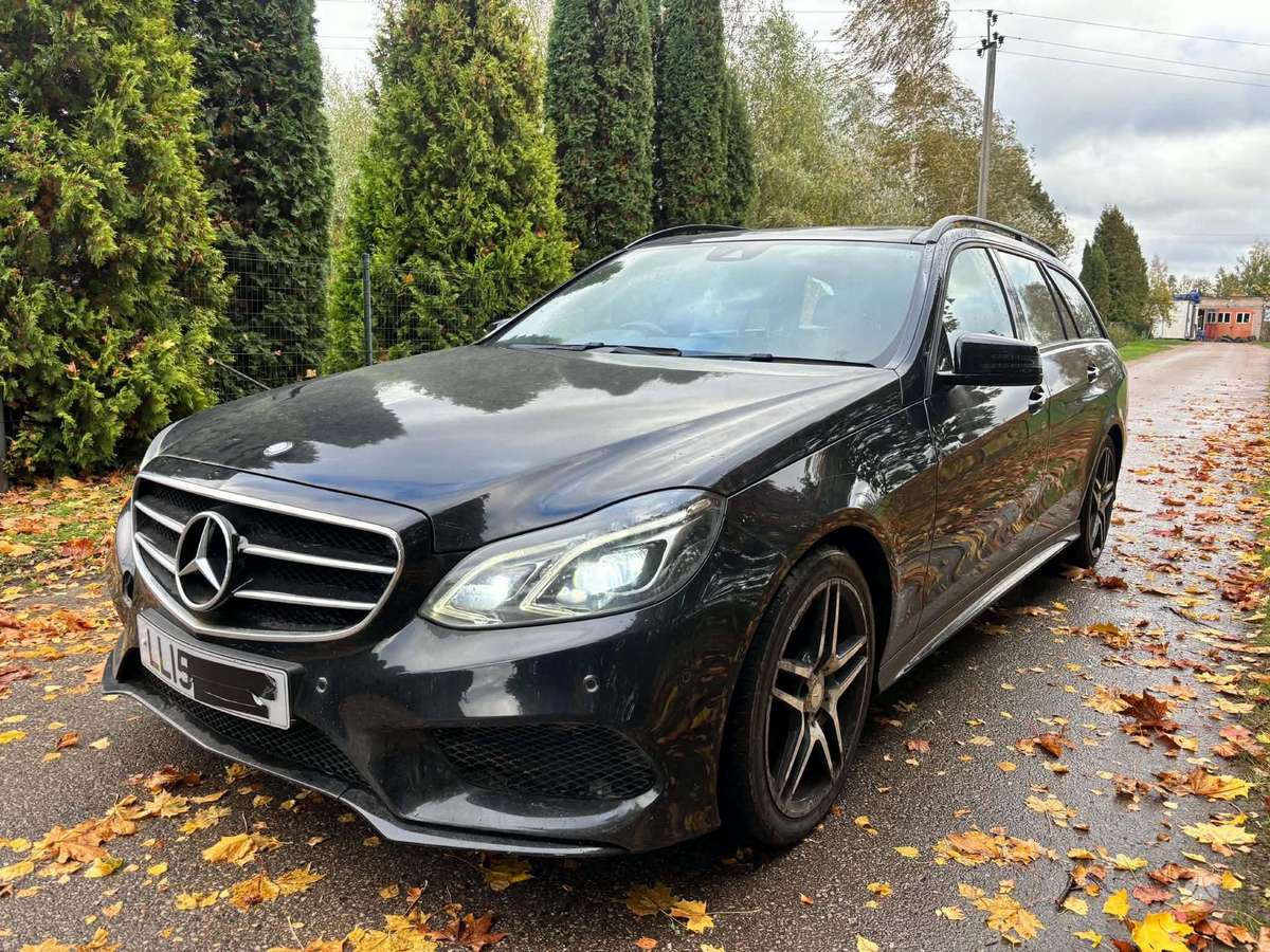 Mercedes-Benz E300 Dalimis