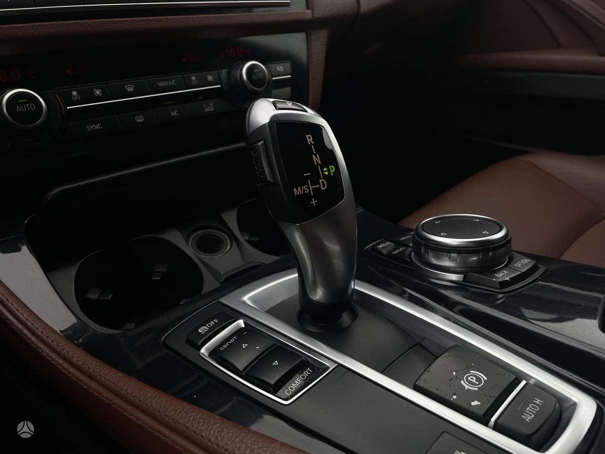 BMW 520, 2.0 l., universalas