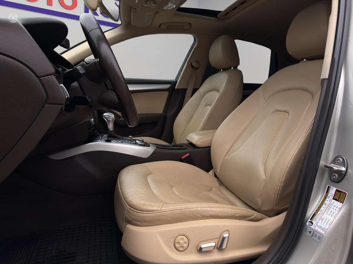 Audi A4, 2.0 l., saloon / sedan