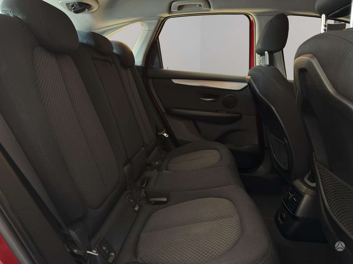 BMW 218 Active Tourer, 2.0 l., Минивэн