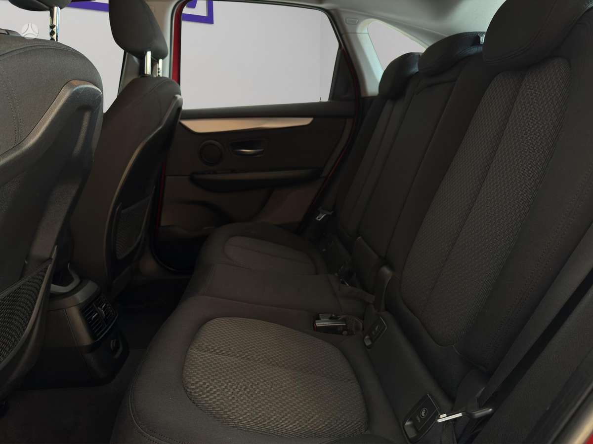 BMW 218 Active Tourer, 2.0 l., Минивэн