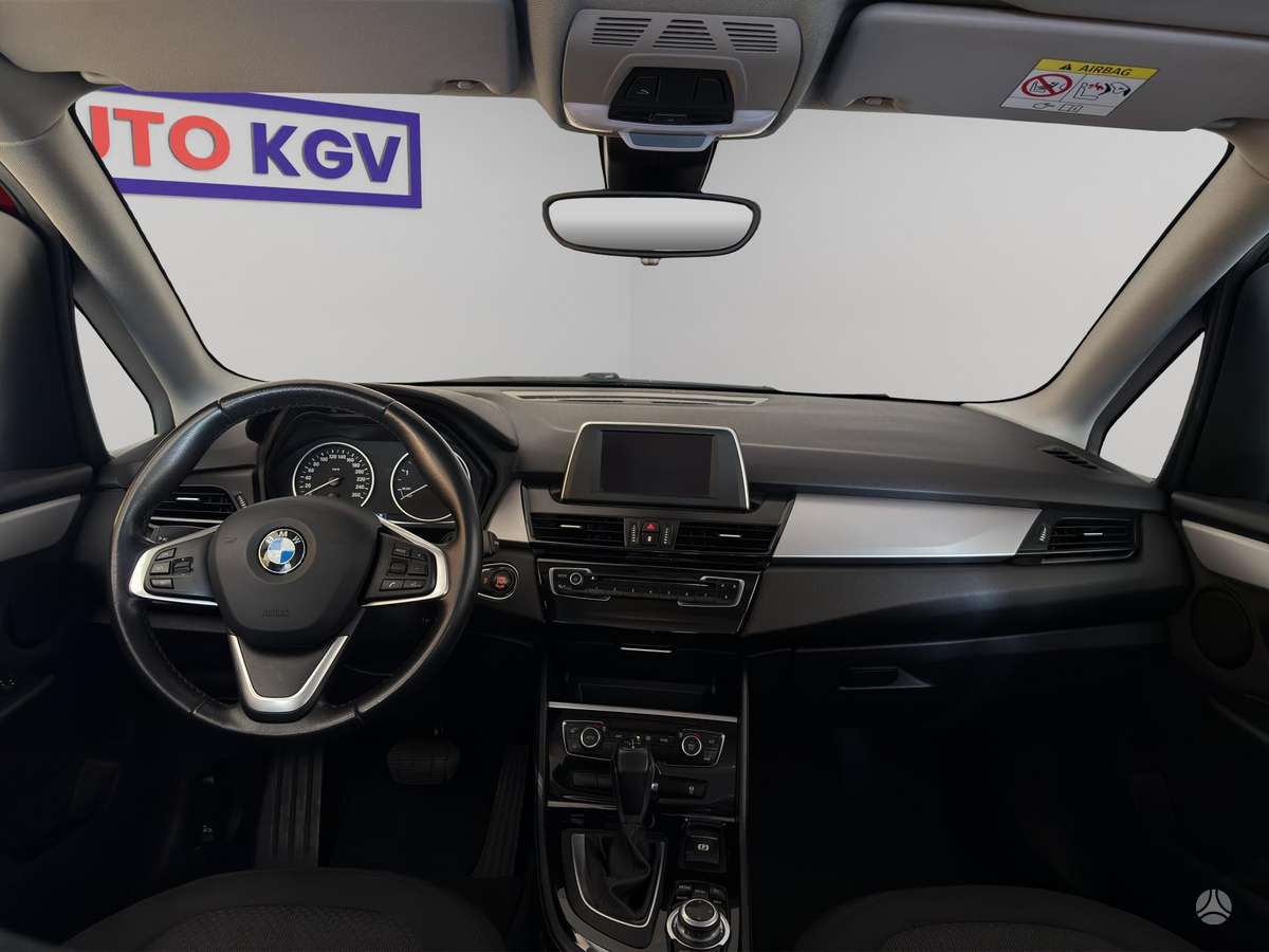 BMW 218 Active Tourer, 2.0 l., Минивэн