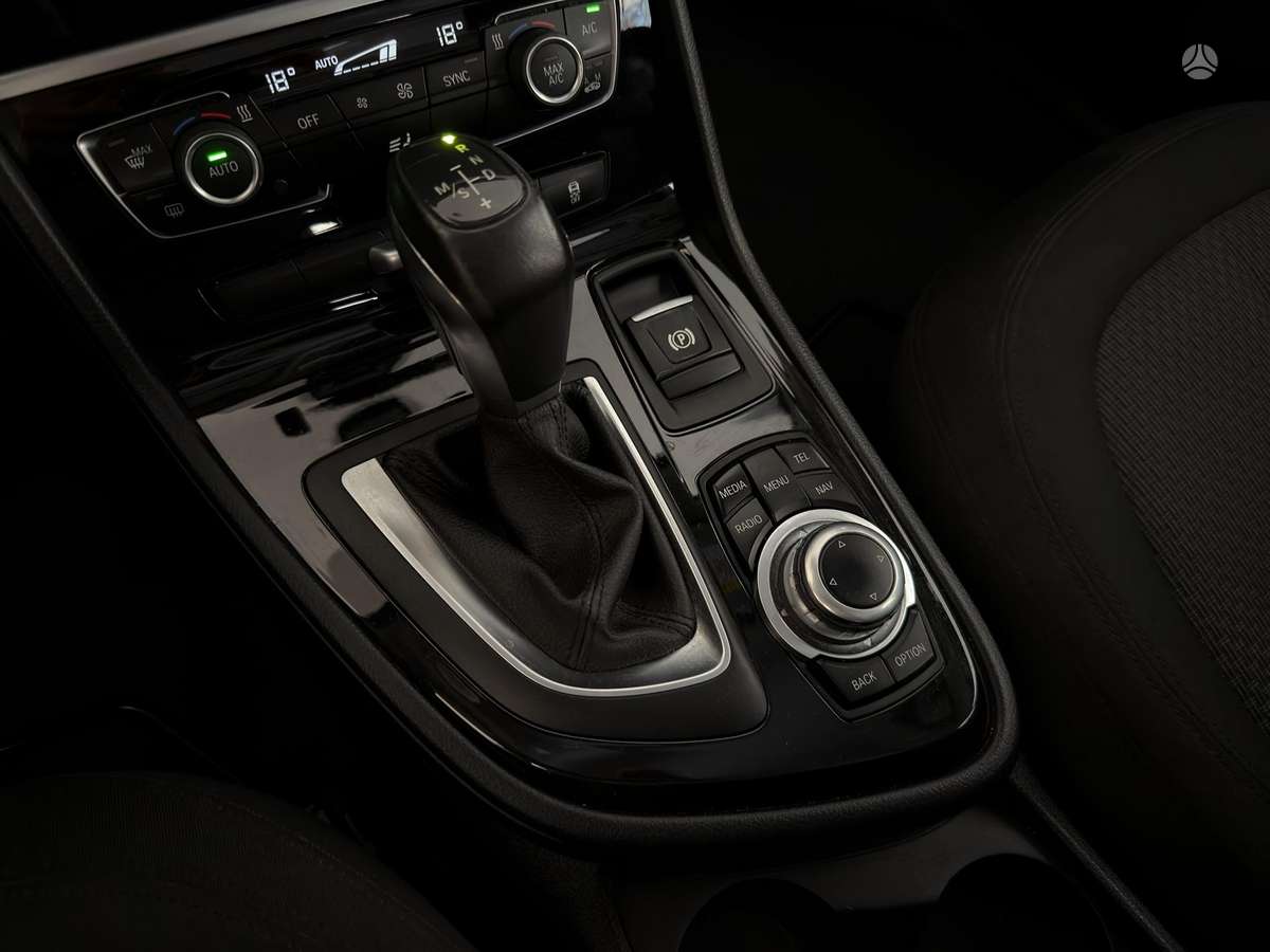 BMW 218 Active Tourer, 2.0 l., Минивэн