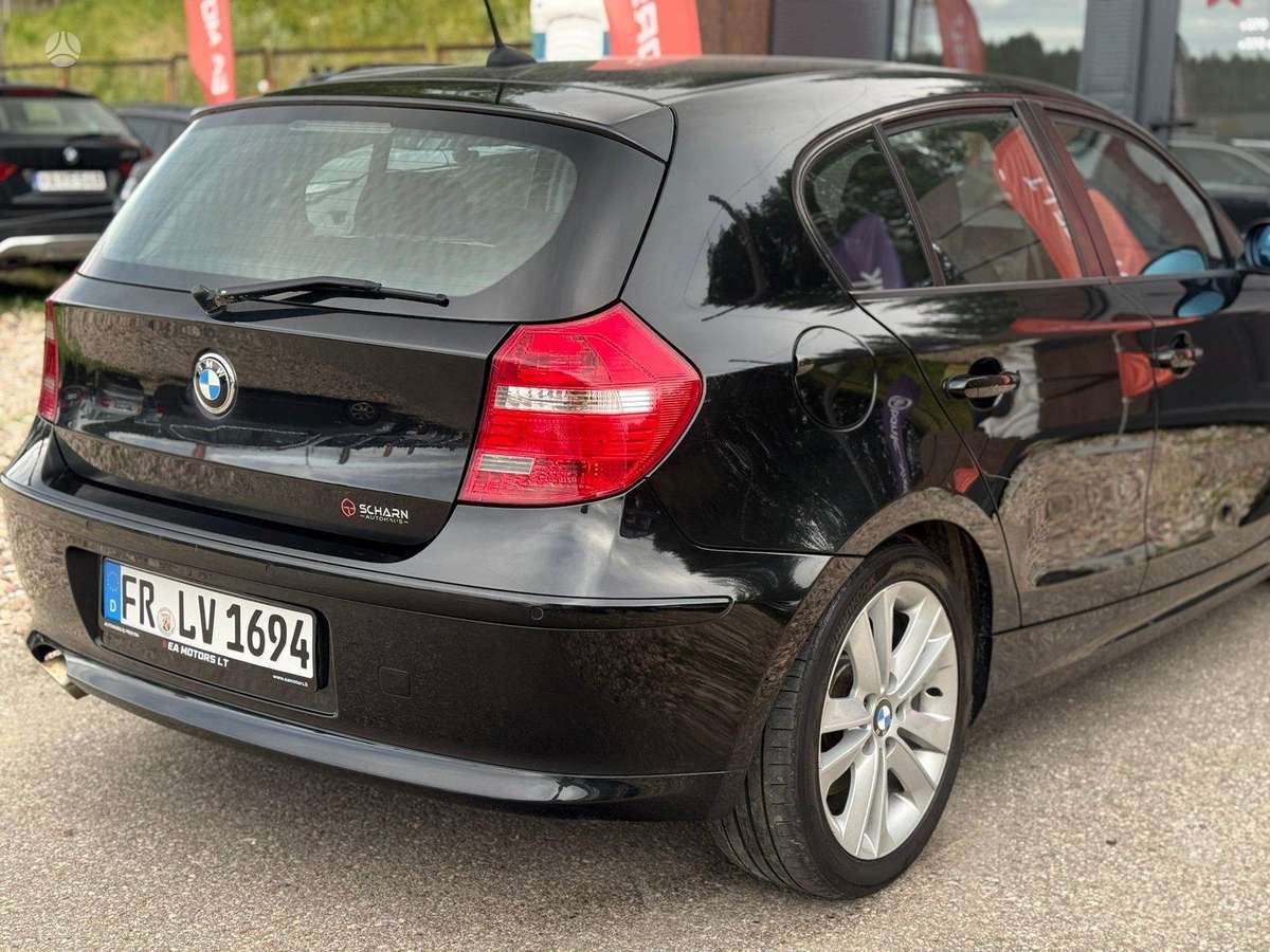 BMW 118, 2.0 l., hatchback