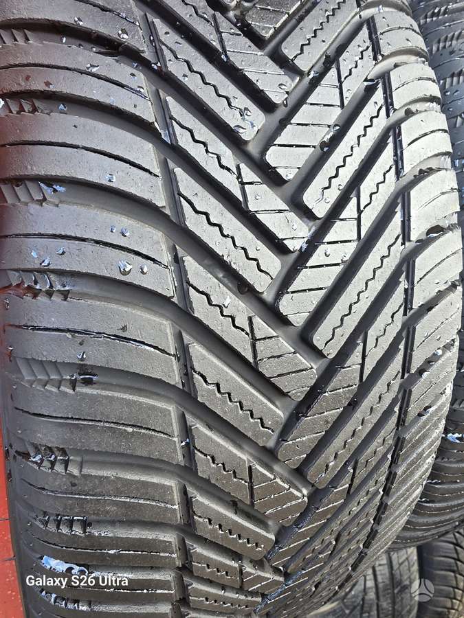 Hankook KINERGY 4S2, universalios 225/45 R18