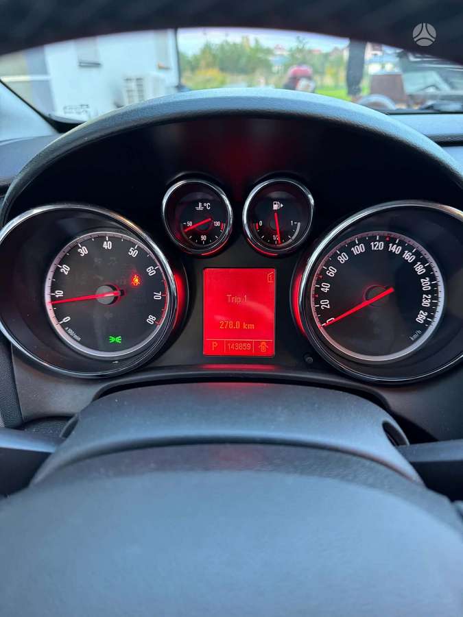 Opel Astra, 1.6 l., Хэтчбек