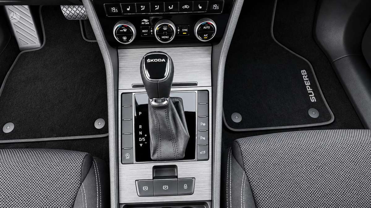 Skoda Superb, 2.0 l., Универсал