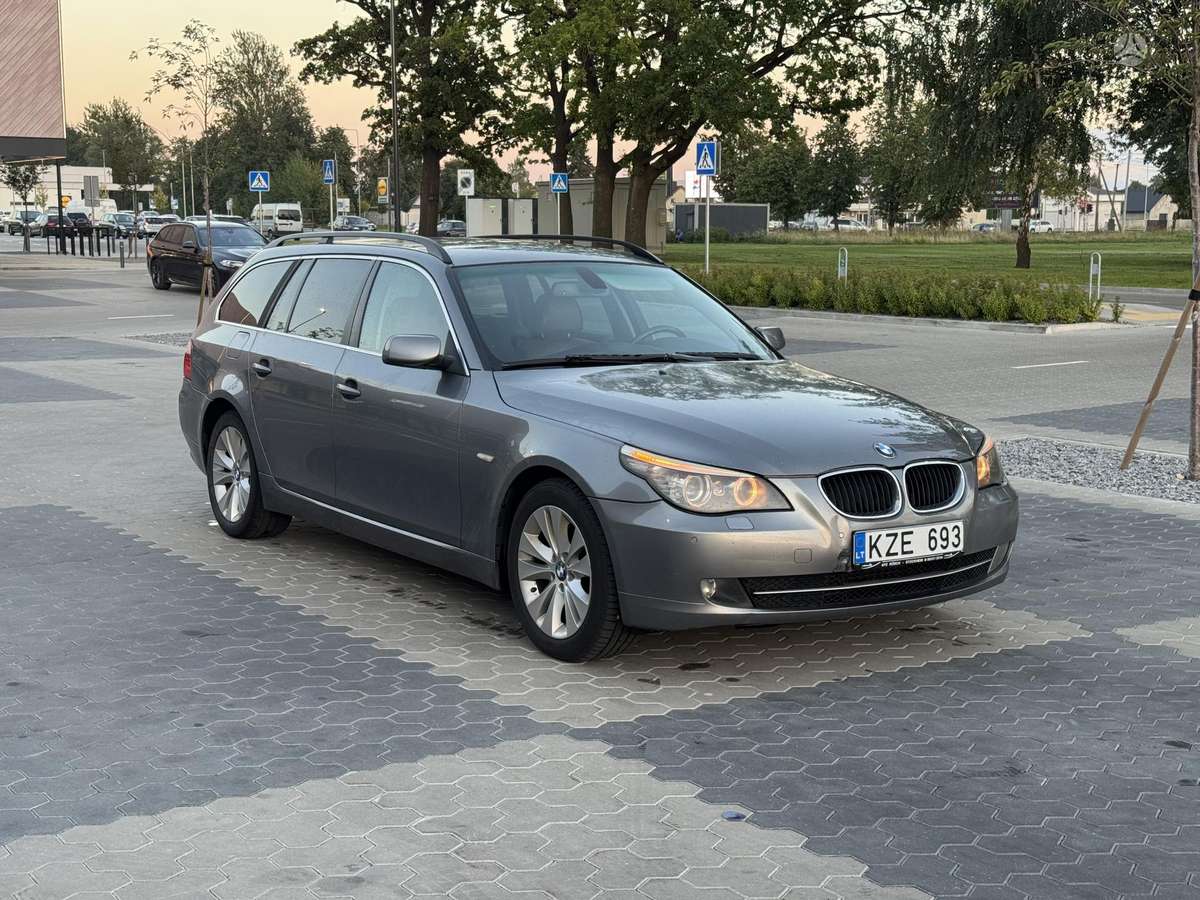BMW 520, 2.0 l., wagon