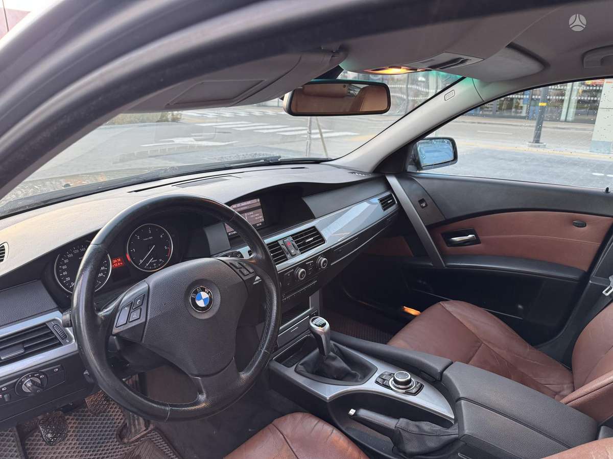 BMW 520, 2.0 l., wagon
