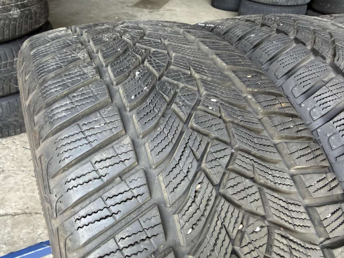 Goodyear UltraGrip Performance+, winter 225/40 R18