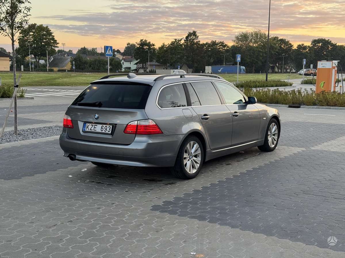 BMW 520, 2.0 l., wagon