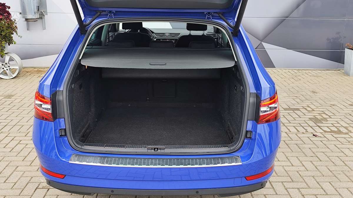 Skoda Superb, 2.0 l., Универсал