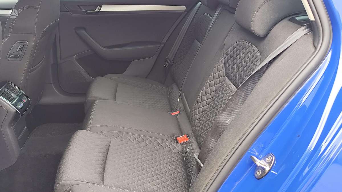 Skoda Superb, 2.0 l., wagon