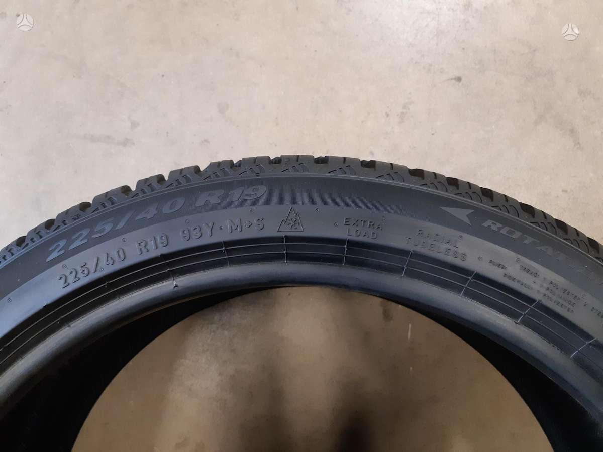 Pirelli 2024m 255.35 225.40 2+2, всесезонные 255/35 R19