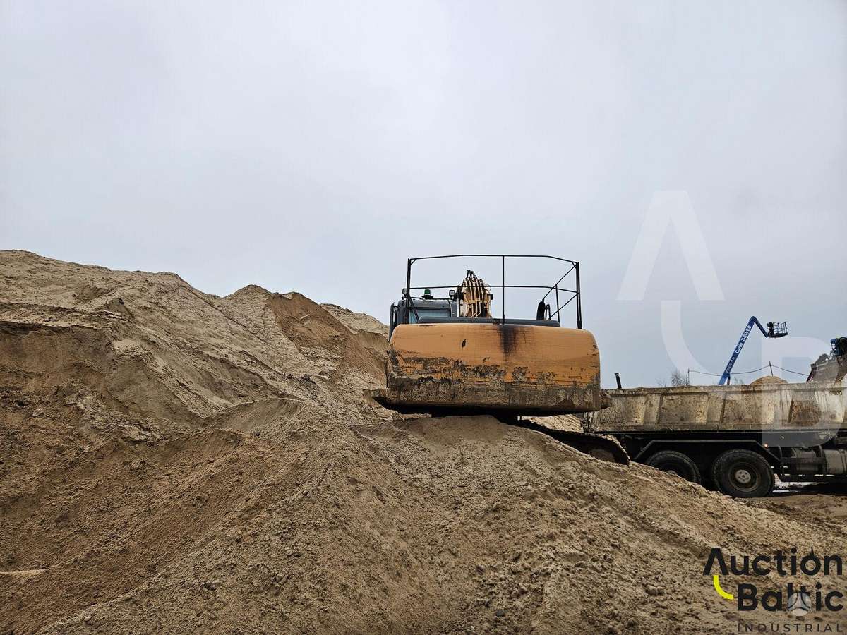 Case CX 210 B, excavator