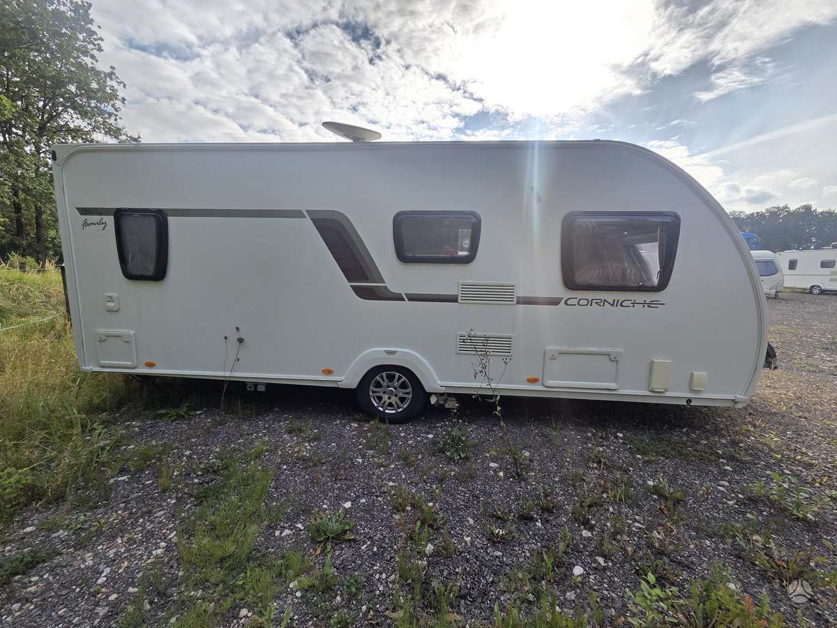 Swift Corniche, caravans