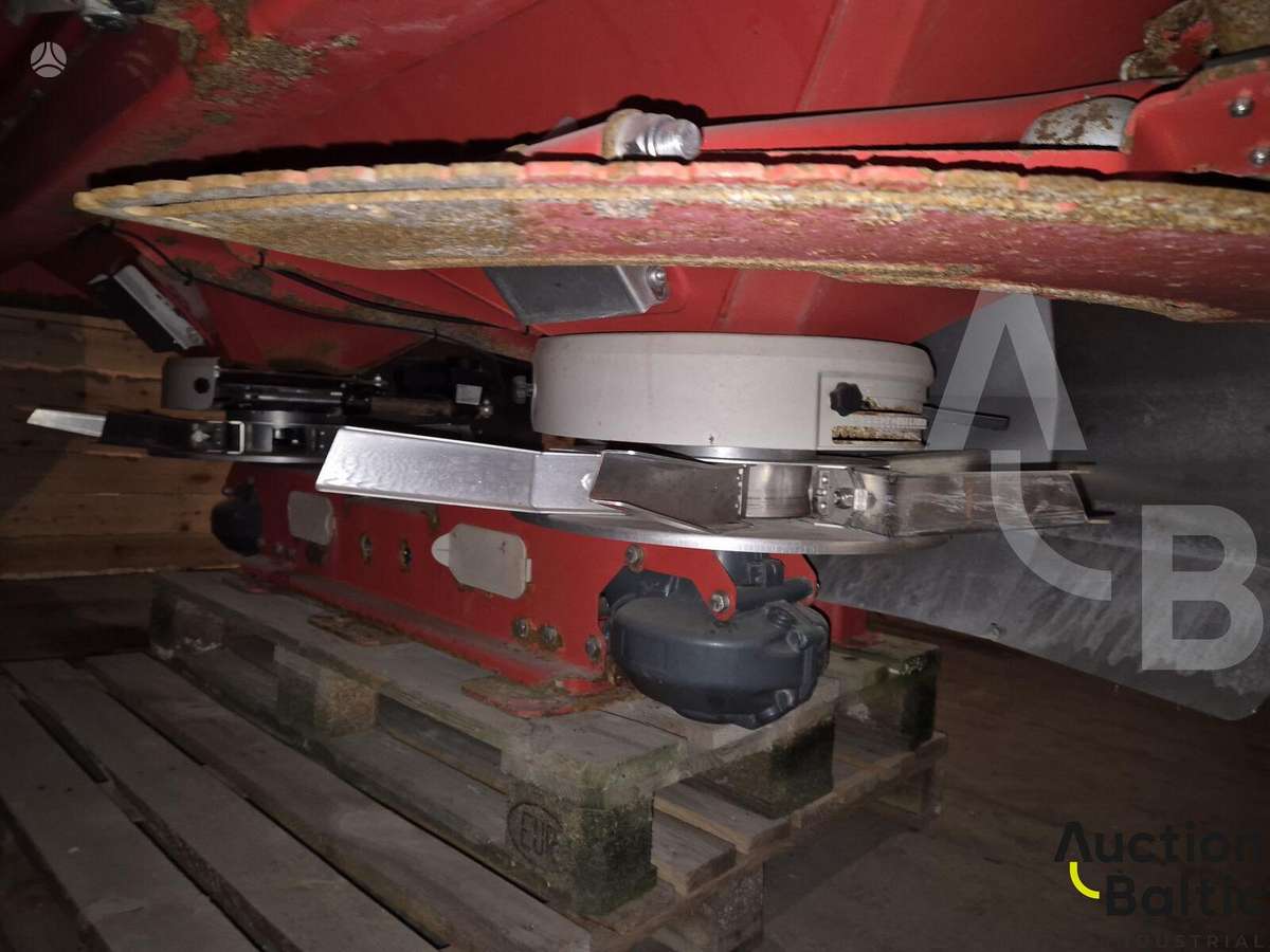 Kverneland Exacta-TL Geo, spreaders