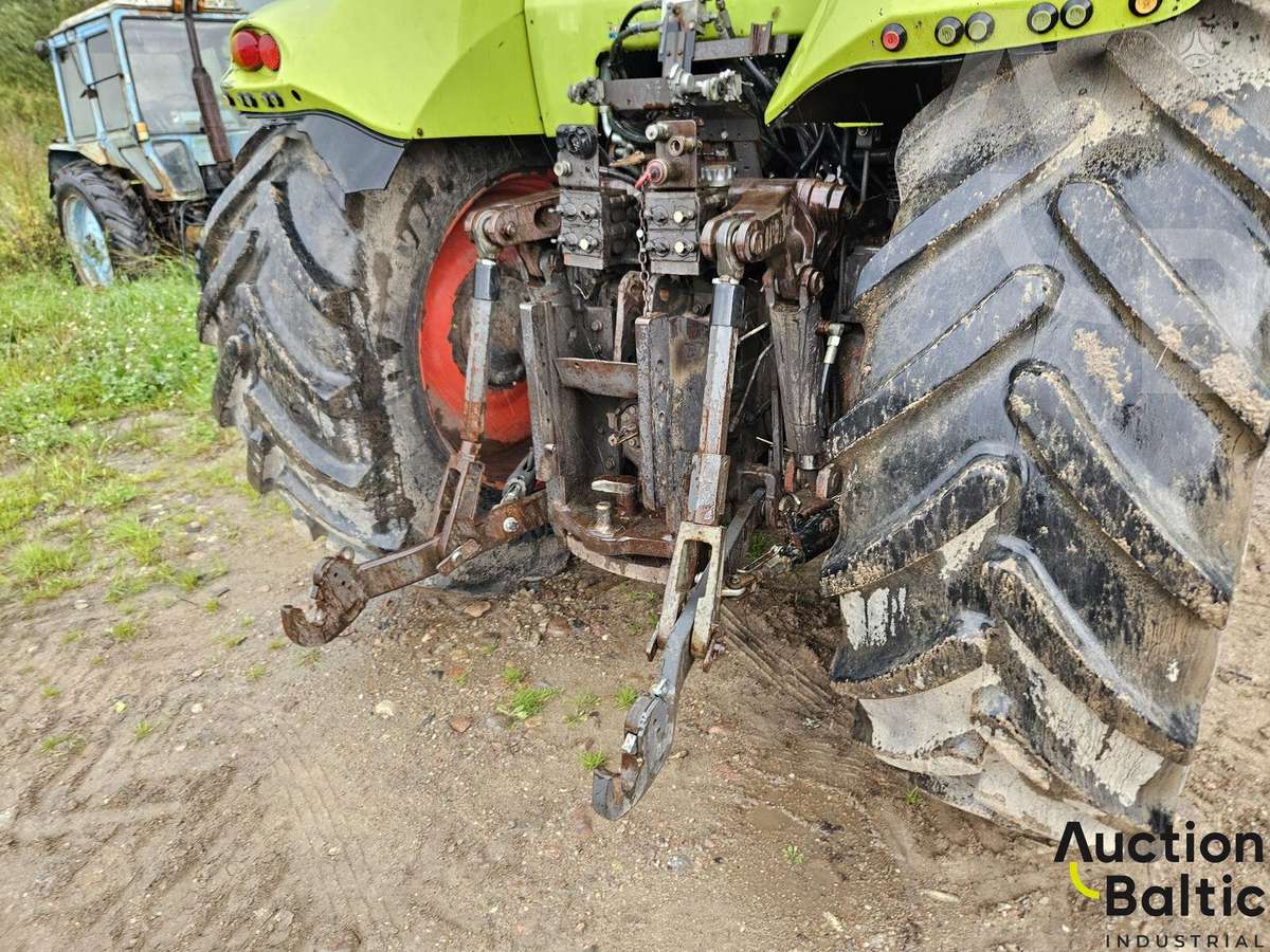 Claas Axion 830, traktoriai