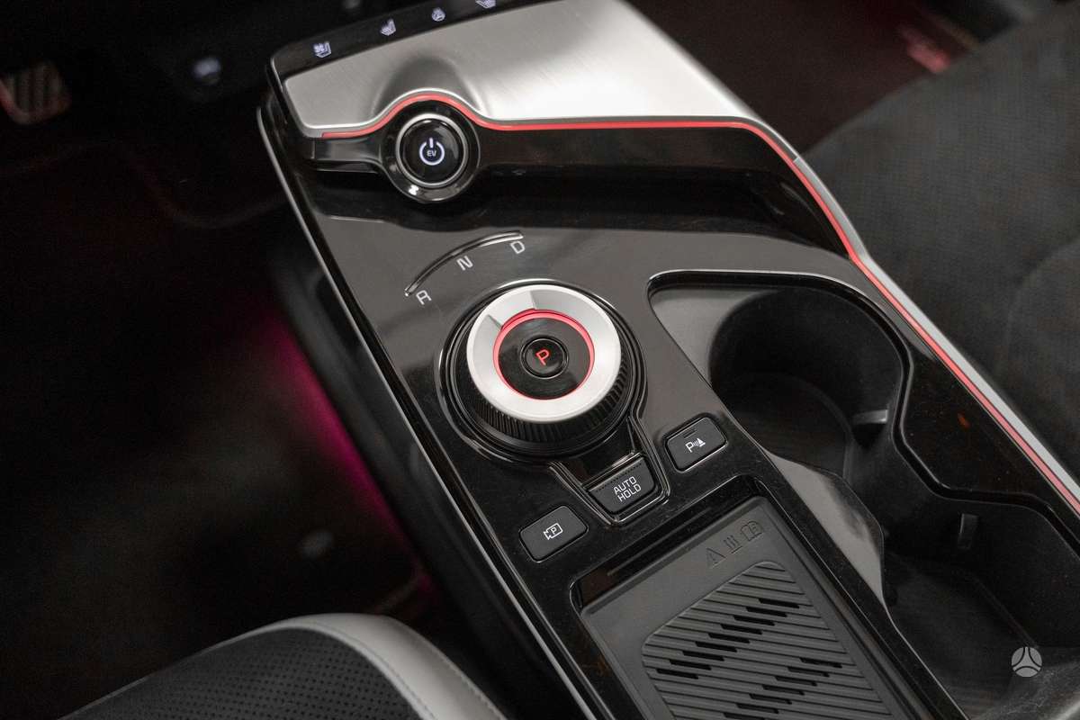Kia EV6, 77 kWh, hatchback