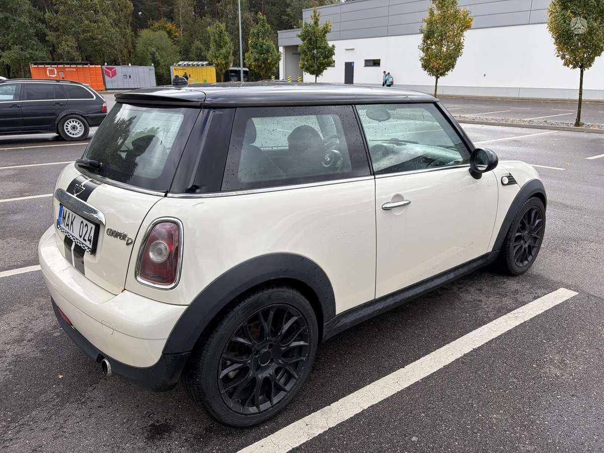 Mini Cooper, 1.6 l., Хэтчбек