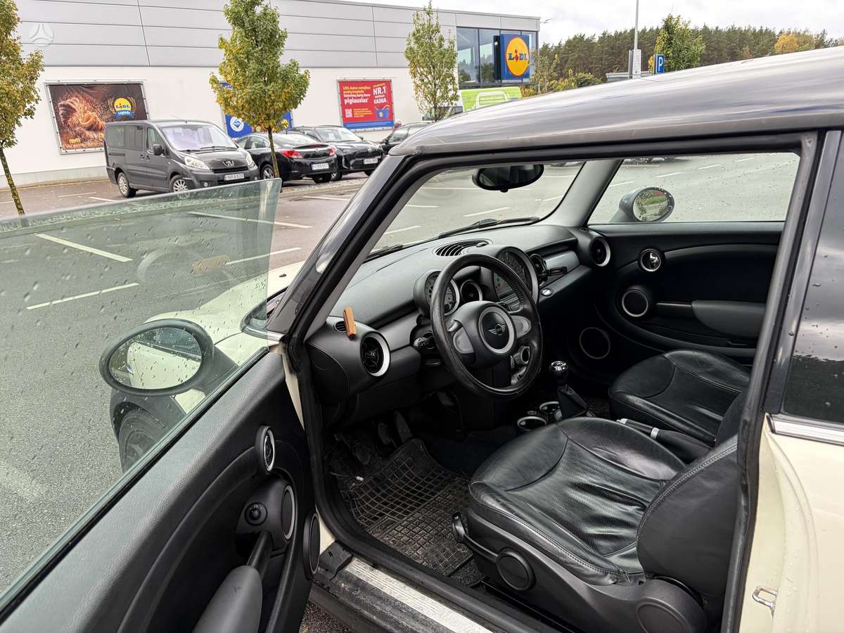 Mini Cooper, 1.6 l., Хэтчбек