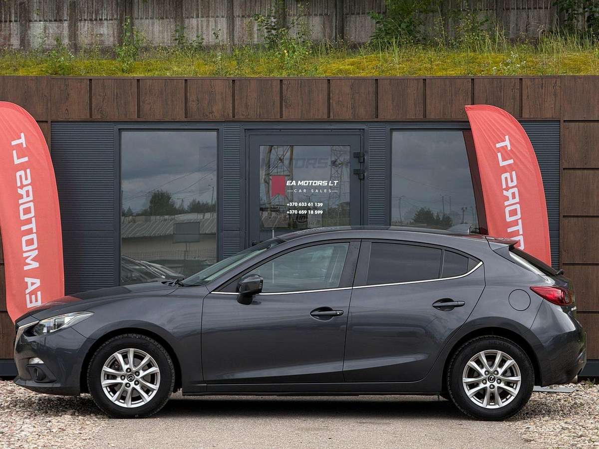Mazda 3, 2.2 l., hatchback