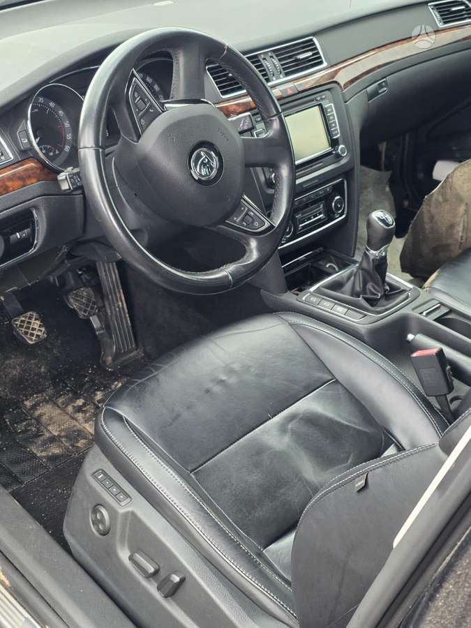 Skoda Superb for parts