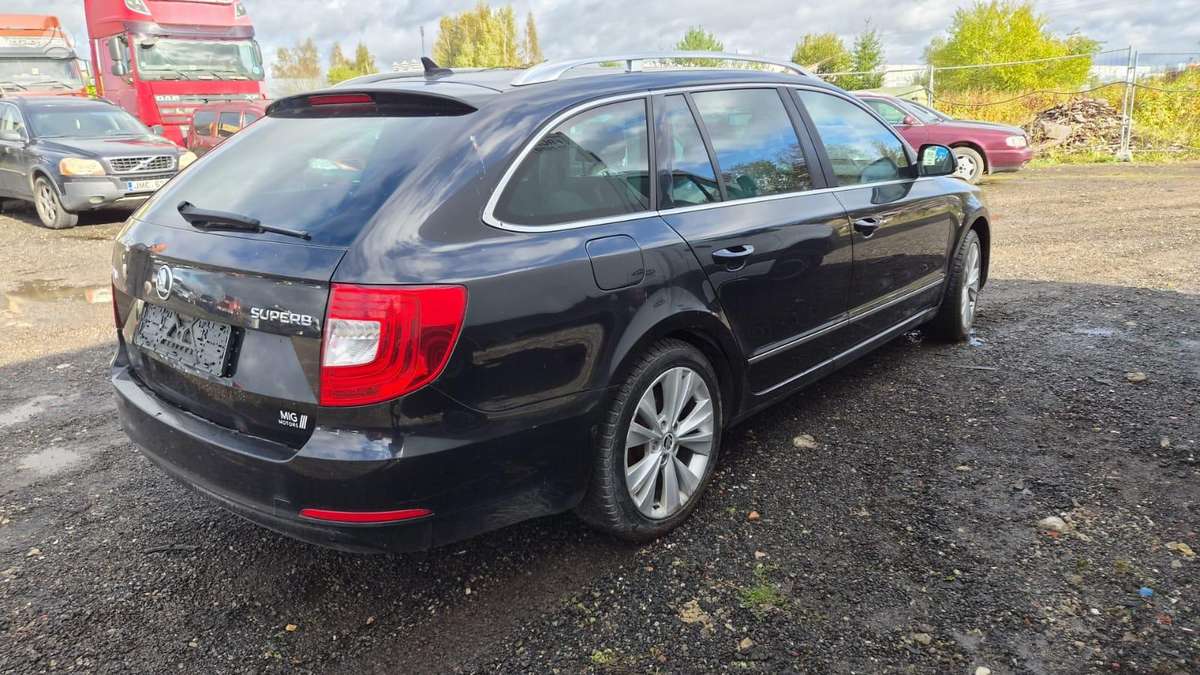 Skoda Superb по частям