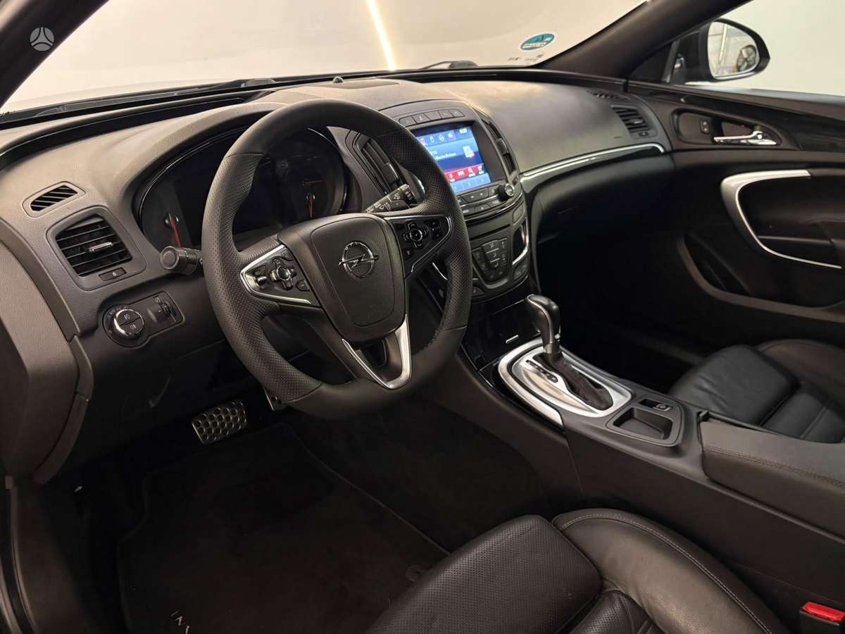 Opel Insignia, 2.0 l., wagon