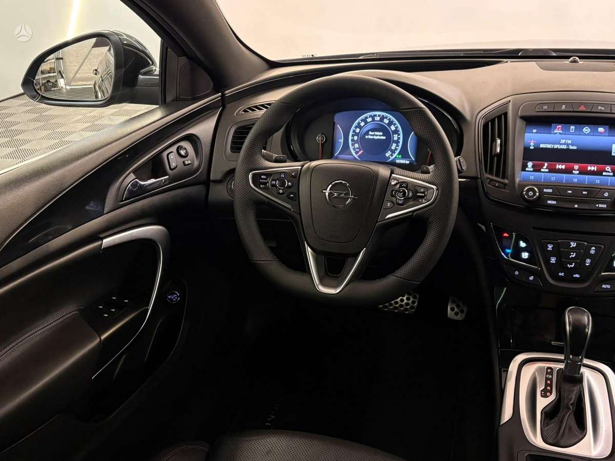 Opel Insignia, 2.0 l., wagon