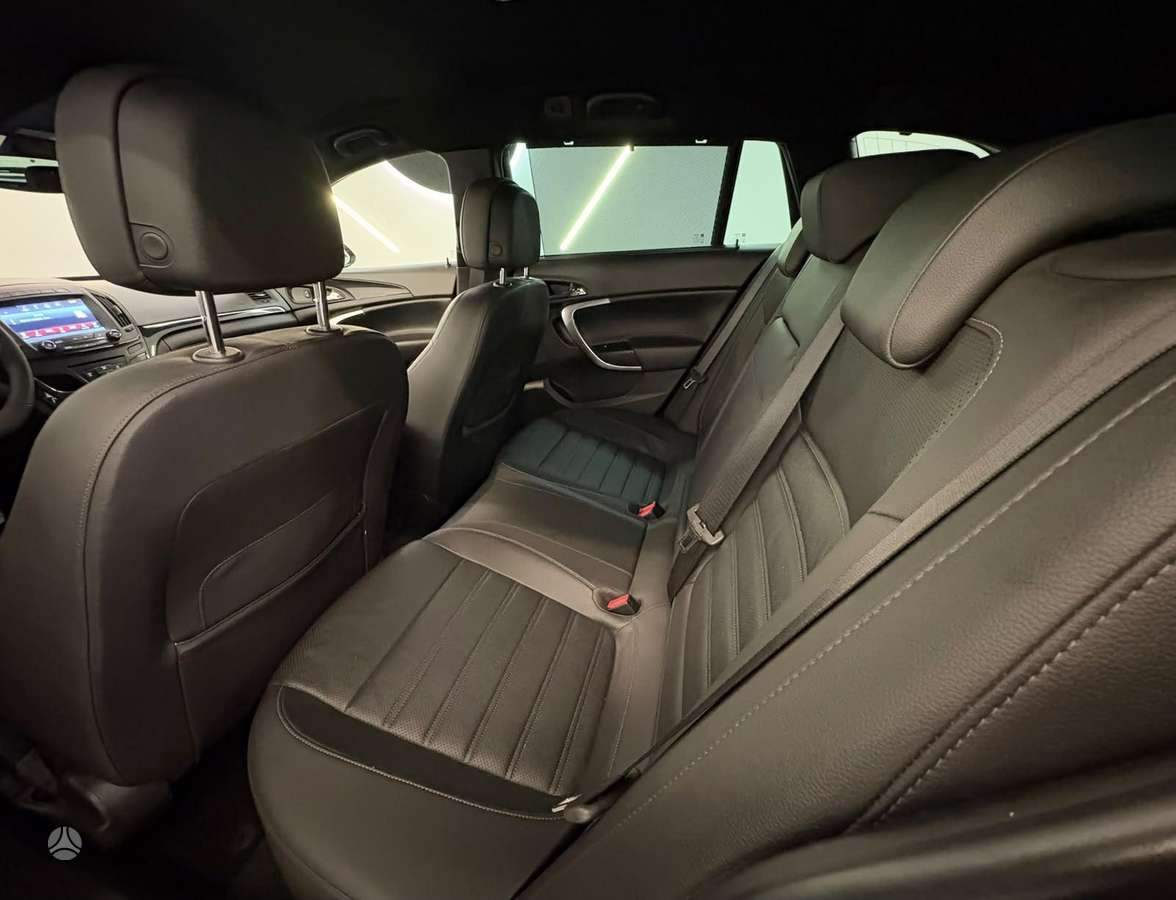 Opel Insignia, 2.0 l., Универсал