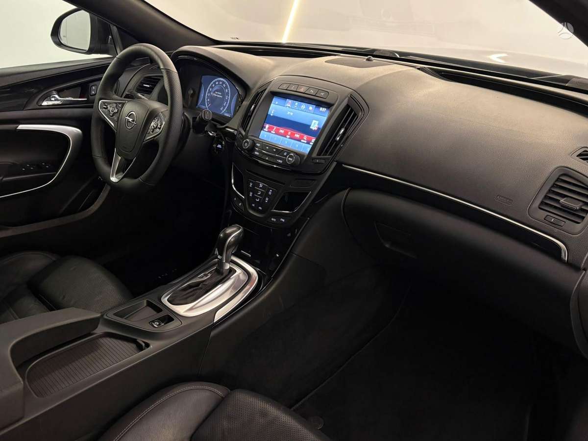 Opel Insignia, 2.0 l., Универсал