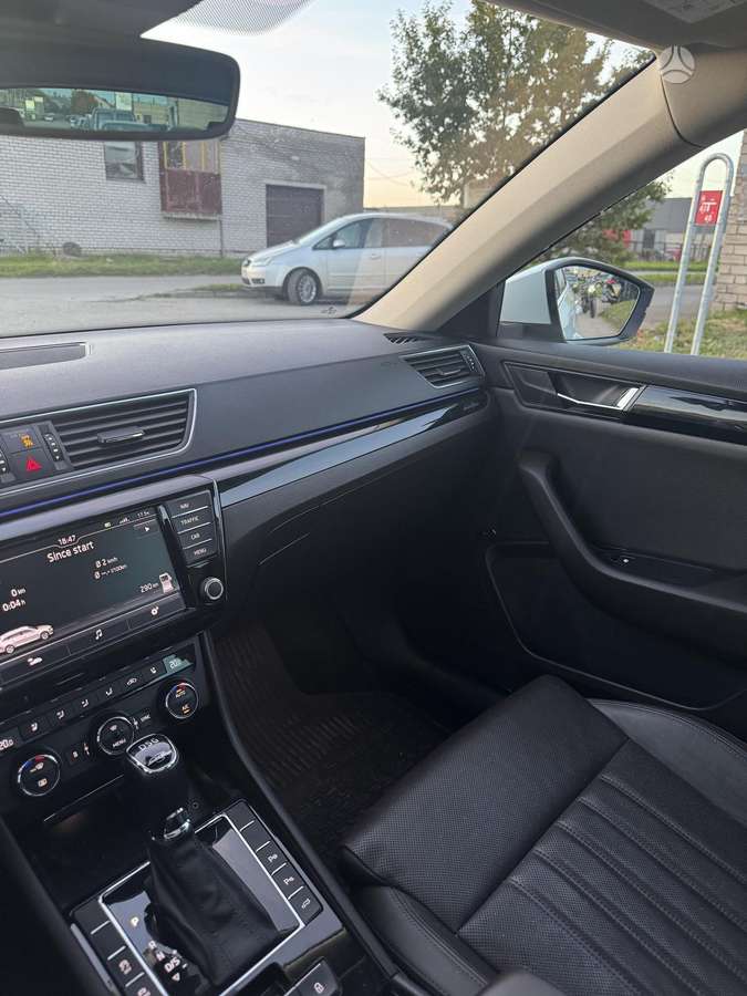 Skoda Superb, 2.0 l., universalas