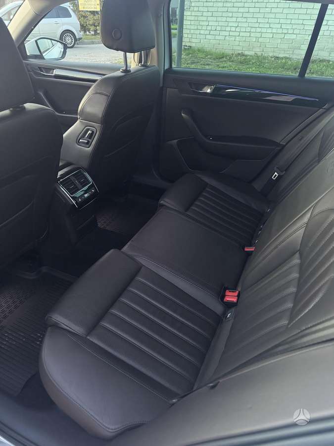 Skoda Superb, 2.0 l., universalas